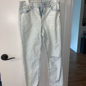 American Eagle mom jeans